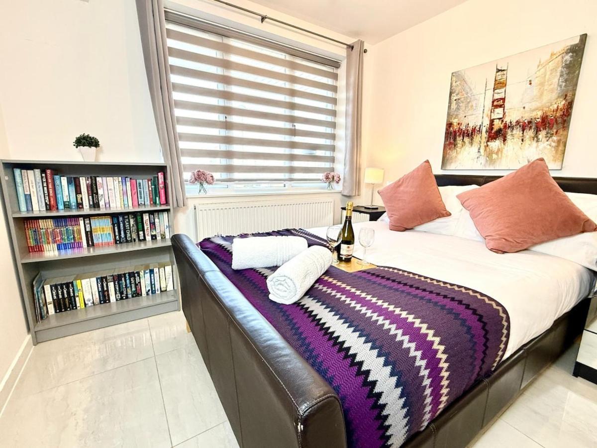 Walnut Luxurious 2-Bedroom With Ensuite - Parking, Netflix, Wifi - Close To Oxford, Bicester & Blenheim Palace Kidlington Ngoại thất bức ảnh