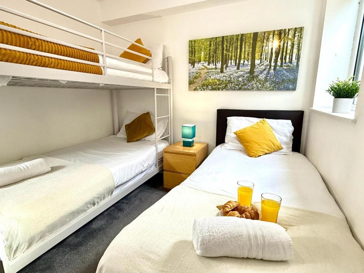 Walnut Luxurious 2-Bedroom With Ensuite - Parking, Netflix, Wifi - Close To Oxford, Bicester & Blenheim Palace Kidlington Ngoại thất bức ảnh